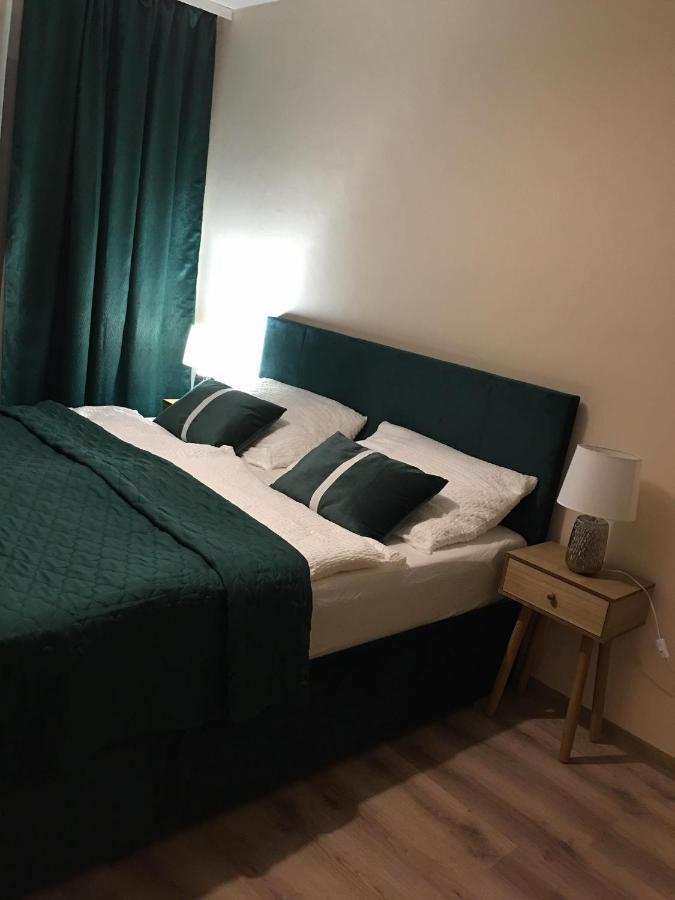 Apartman Monya Turcianske Teplice Bagian luar foto